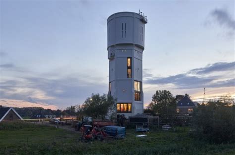 Verwandle Den Historischen Wasserturm In Ein Zuhause